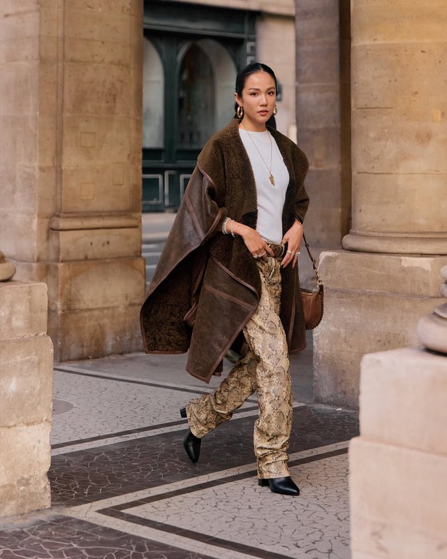 Áo thun trắng hoàn hảo luôn hiện hữu trong mùa thu này- Ảnh 3.