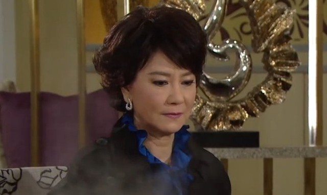 T&igrave;nh cũ bất lực v&igrave; kh&ocirc;ng tho&aacute;t khỏi c&aacute;i b&oacute;ng của L&yacute; Tiểu Long - Ảnh 4.