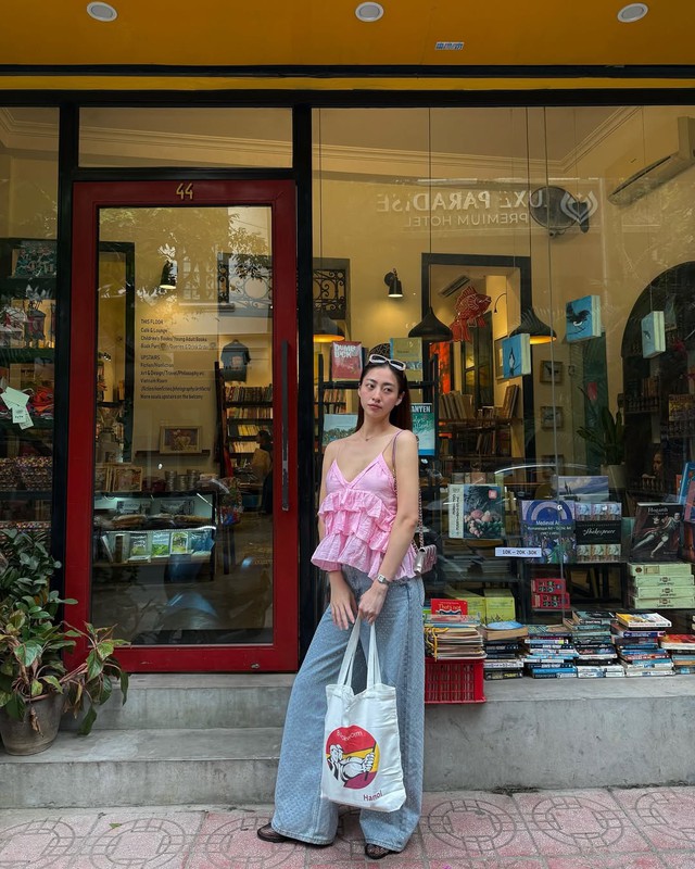 Đơn giản, tạo sự hút trong phong cách với áo hai dây - Ảnh 5.