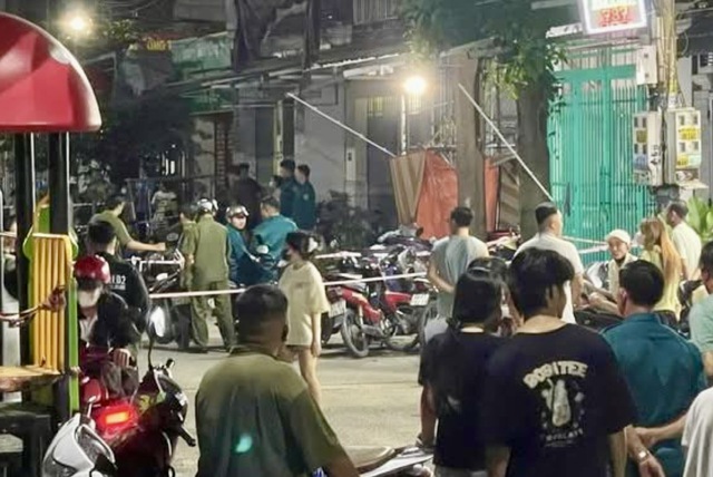 TP.HCM: Điều tra nghi án người chồng sát hại vợ rồi tự tử- Ảnh 1. TP.HCM: Điều tra nghi án người chồng sát hại vợ rồi tự tử- Ảnh 1.