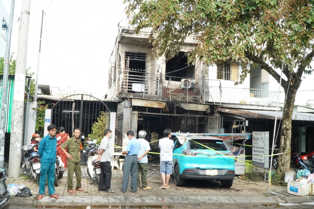 Cần Thơ: Cháy cửa hàng bán đồ câu, lửa …