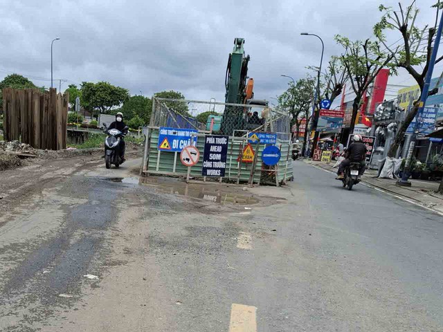 Để lô cốt quá lâu gây khó cho…