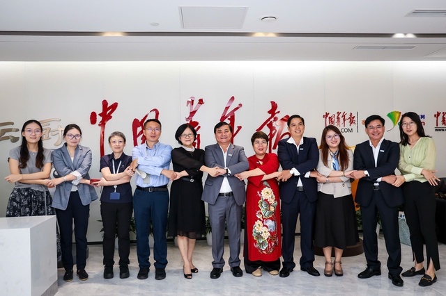 Đo&agrave;n đại biểu B&aacute;o Thanh Ni&ecirc;n thăm v&agrave; l&agrave;m việc tại Bắc Kinh- Ảnh 3.