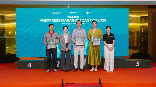 Nước hồng sâm Dongwha Red Ginseng Gold ‘tiếp lửa’ hơn 9.000 runner tại VnExpress Marathon Cần Thơ - Ảnh 5.