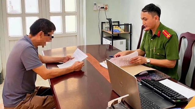 Người đàn ông bị phạt vì bình luận sai sự thật về lực lượng kiểm lâm - Ảnh 1.