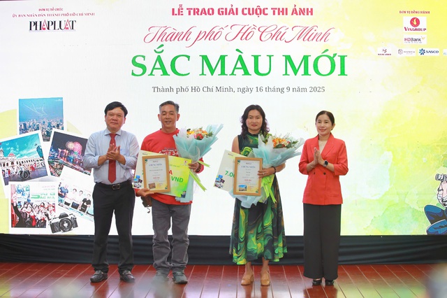  Trao giải và triển lãm 'TP.HCM sắc màu mới'- Ảnh 3.