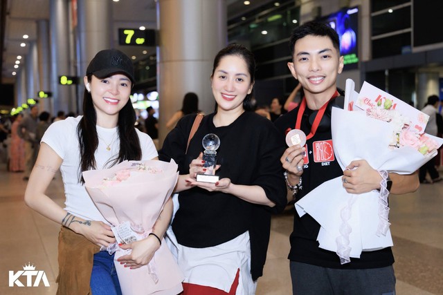 Khánh Thi khóc sau khi Phan Hiển đoạt thành tích mới - Ảnh 2.