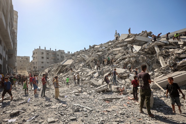 Quân đội Israel bắt đầu tấn công chiếm thành phố Gaza?  - Ảnh 1.