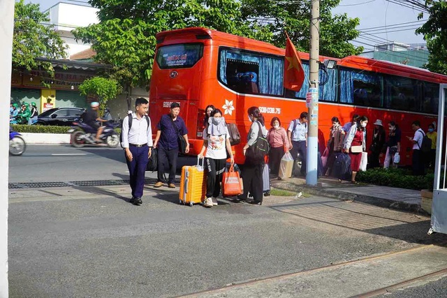 Bổ sung hơn 40 tỉ chi cho cán bộ từ Bình Phước về Đồng Nai làm việc - Ảnh 1.