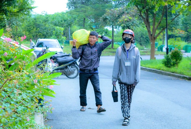 Chắt chiu từng đồng, vay mượn khắp nơi để con vào đại học- Ảnh 2.