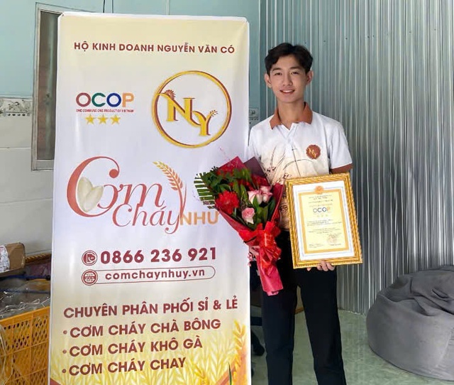 Tạm gác ước mơ đại học, chàng trai khởi nghiệp nuôi hai em- Ảnh 1.