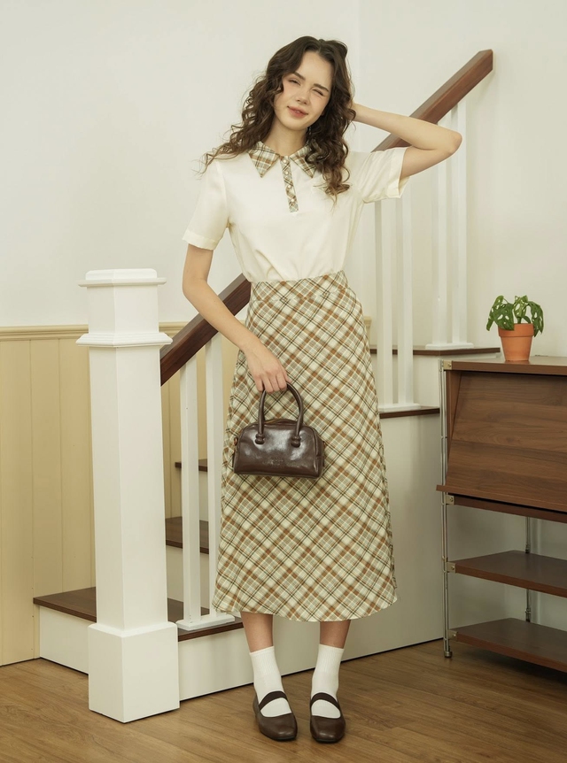 Hóa nàng thơ mùa thu trong tích tắc với chân váy maxi họa tiết cổ điển- Ảnh 3. Hóa nàng thơ mùa thu trong tích tắc với chân váy maxi họa tiết cổ điển- Ảnh 3.