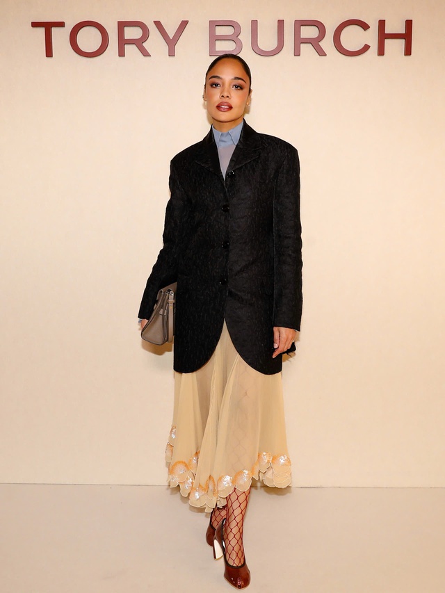 'Phú Sát Hoàng hậu' Tần Lam nổi bật nhan sắc giữa dàn sao Hollywood- Ảnh 5.