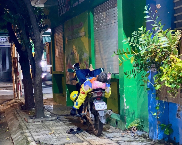 Những hệ lụy khi thường xuy&ecirc;n l&agrave;m việc ca đ&ecirc;m - Ảnh 3.