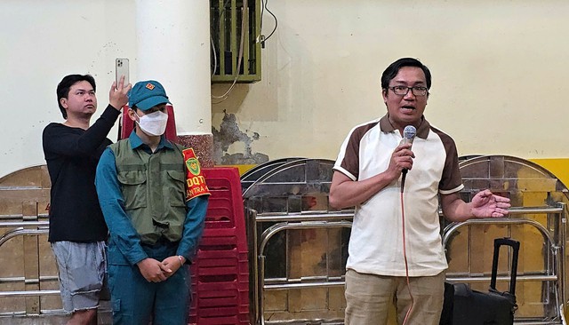 Vụ thông tin thực phẩm bẩn vào trường học: Nghe hiệu trưởng nói, phụ huynh 'dậy sóng'- Ảnh 7. Vụ thông tin thực phẩm bẩn vào trường học: Nghe hiệu trưởng nói, phụ huynh 'dậy sóng'- Ảnh 7.