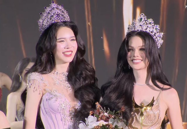 H&agrave; T&acirc;m Như diện &aacute;o tắm n&oacute;ng bỏng ở Hoa hậu Chuyển giới Quốc tế - Ảnh 5.