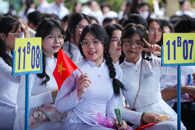 Tranh luận về việc giữ hay bỏ phương thức xét tuyển ĐH bằng học bạ? - Ảnh 2.