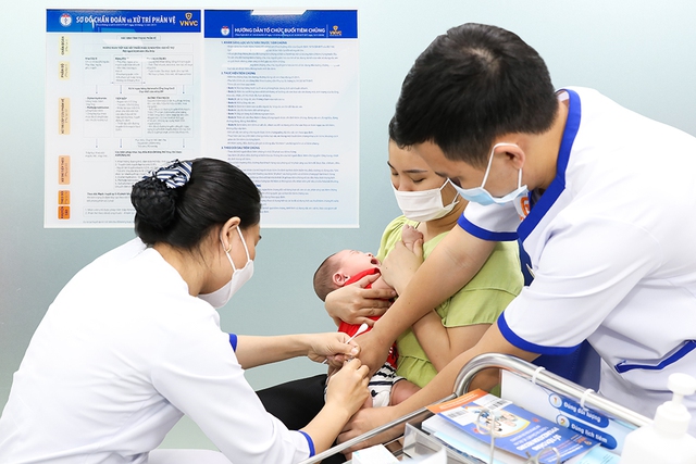 Cách mẹ bầu bảo vệ con yêu trước ho gà ngay giai đoạn đầu đời - Ảnh 4.