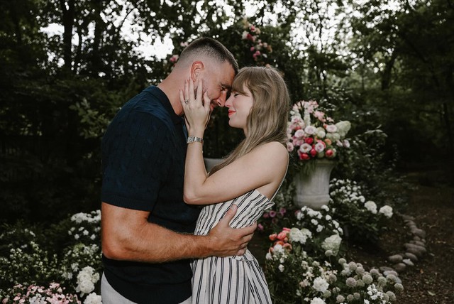 Travis Kelce &uacute;p mở kế hoạch l&agrave;m đ&aacute;m cưới với Taylor Swift - Ảnh 2.