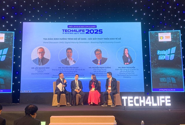 Doanh nghiệp Việt 'lạc lối trong rừng chuyển đổi số'- Ảnh 2.