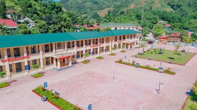 Người thầy ươm mầm, giữ lửa vùng cao - Ảnh 2.