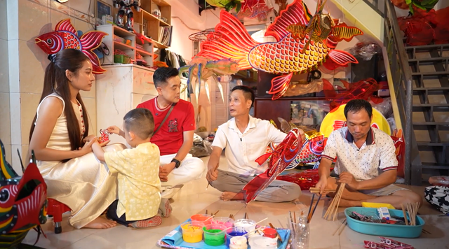 Gặp gỡ những &lsquo;Sứ giả Trung thu&rsquo; thầm lặng c&ugrave;ng Kinh Đ&ocirc; v&agrave; VTV- Ảnh 2.