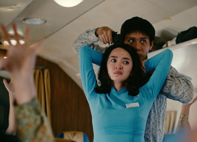 ‘Tử chiến trên không’: 118 phút nghẹt thở không lối thoát- Ảnh 4.