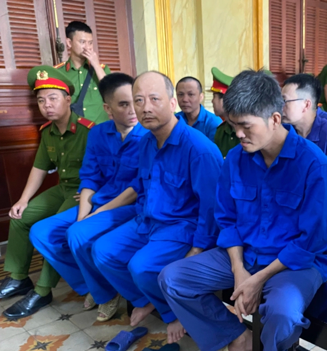 Buộc các bị cáo nộp lại 113 k…