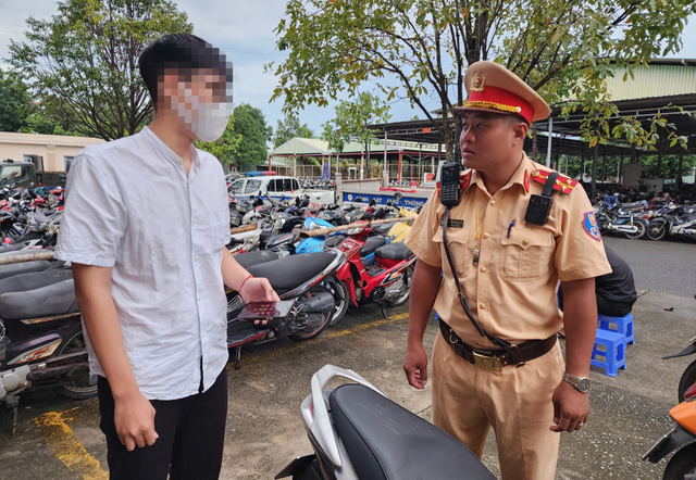 CSGT TP.HCM: Phụ huynh bị phạt 12 triệu…