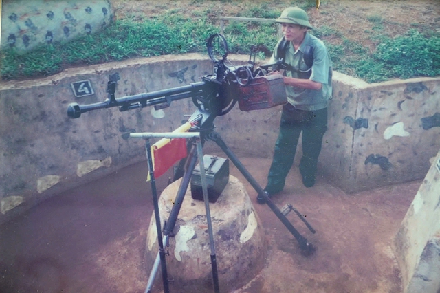 Cựu chiến binh Nguyễn Đăng Khoa 23 năm đi tìm mộ liệt sĩ vô danh - Ảnh 2. Cựu chiến binh Nguyễn Đăng Khoa 23 năm đi tìm mộ liệt sĩ vô danh - Ảnh 2.