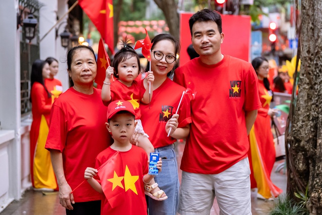 Vinamilk cùng Việt Nam rực rỡ trong ngày hội non sông - Ảnh 10.