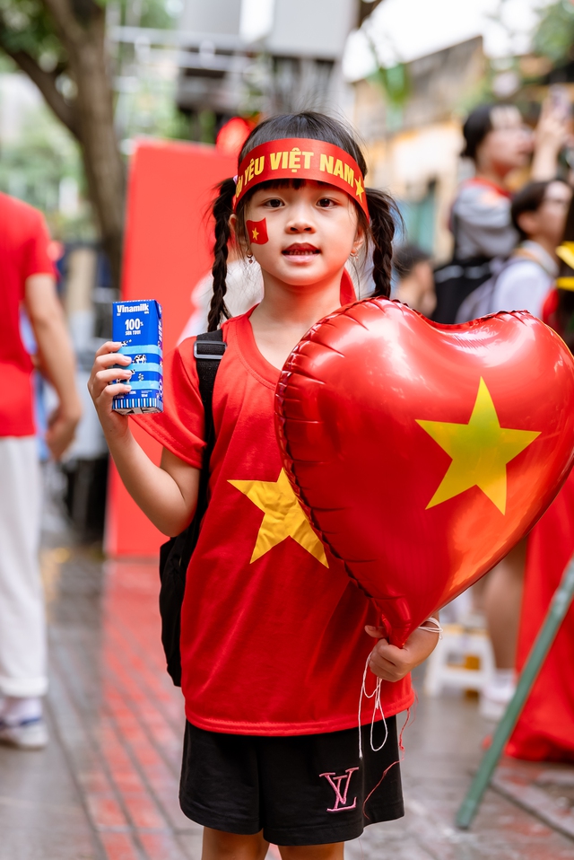 Vinamilk cùng Việt Nam rực rỡ trong ngày hội non sông - Ảnh 11.
