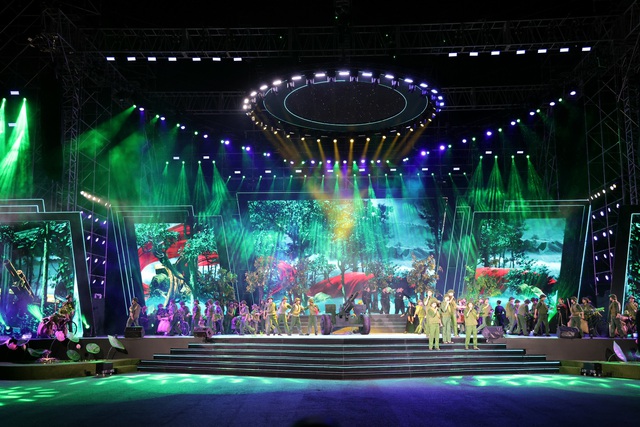 Cần Thơ tập trung phát huy cơ chế chính sách đặc thù phát triển thành phố- Ảnh 2. Cần Thơ tập trung phát huy cơ chế chính sách đặc thù phát triển thành phố- Ảnh 2.