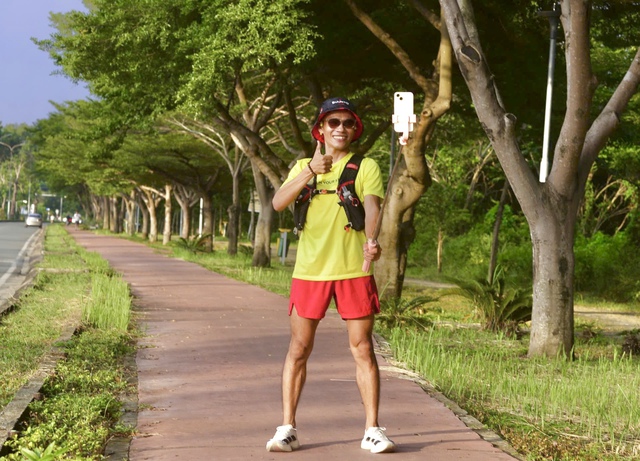 Nguyễn Văn Long đến Hà Nội, hoàn thành 20 ngày chạy bộ mừng Quốc khánh - Ảnh 3.