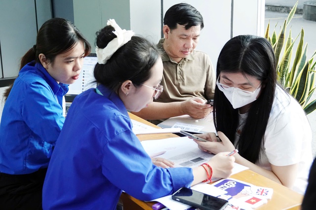 Nhiều hỗ trợ tài chính cho sinh viên: vay ưu đãi, trả góp học phí 0% - Ảnh 2.