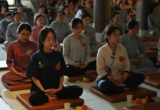 Vu lan 2025: B&aacute;o hiếu kh&ocirc;ng chỉ l&agrave; lời n&oacute;i, m&agrave; l&agrave; h&agrave;nh động mỗi ng&agrave;y- Ảnh 2.