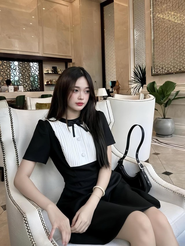 Phong cách preppy là bản giao hưởng của sự ngọt ngào và thanh lịch- Ảnh 2. Phong cách preppy là bản giao hưởng của sự ngọt ngào và thanh lịch- Ảnh 2.