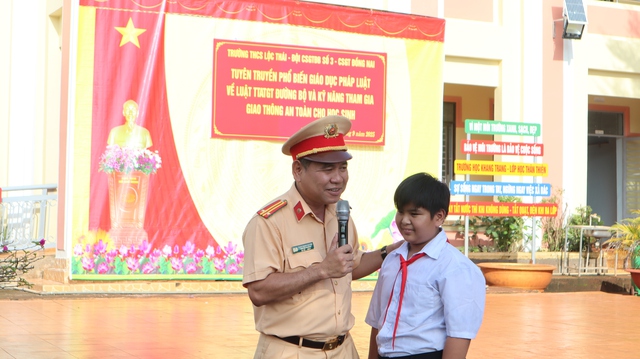 Vi phạm giao th&ocirc;ng của học sinh Đồng Nai giảm 81,6%, CSGT đ&atilde; l&agrave;m g&igrave;?- Ảnh 5.