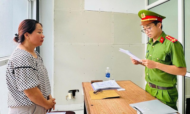 Khách vay lừa đảo bị bắt , chủ cho vay nặng lãi khởi tố tại Đà Nẵng - Ảnh 1.