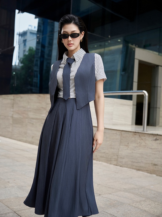 Sơ mi - kiểu áo 'vạn năng' giúp nàng biến hóa trong mọi cuộc hẹn- Ảnh 4.