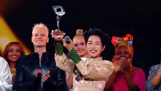 - Ảnh 4. - Ảnh 4.