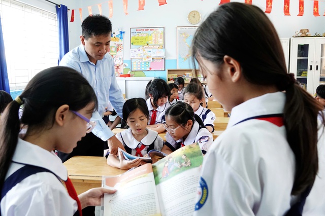 Các nước nhiều cách kỷ luật học sinh hư, có nơi 'chặn' đường học trường tốt - Ảnh 1.