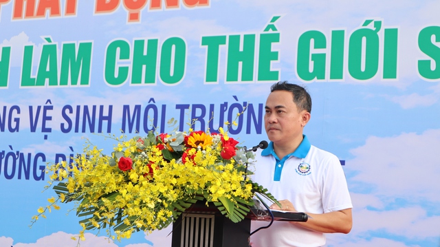 Gần 2.000 người Đồng Nai tổng vệ sinh m&ocirc;i trường phường B&igrave;nh Phước- Ảnh 1.