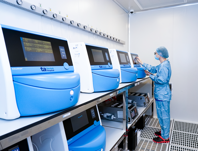 Labo ph&ocirc;i học thụ tinh ống nghiệm của Việt Nam được vinh danh Kỷ lục ch&acirc;u &Aacute;- Ảnh 3.