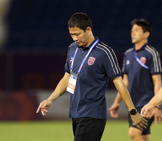 4 cựu vương V-League đua trụ hạng: Có HAGL, Đà Nẵng và đội nào nữa?- Ảnh 3. 4 cựu vương V-League đua trụ hạng: Có HAGL, Đà Nẵng và đội nào nữa?- Ảnh 3.