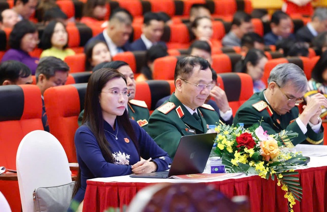 'Báo chí phải nói cho dân hiểu và viết cho dân tin'- Ảnh 2. 'Báo chí phải nói cho dân hiểu và viết cho dân tin'- Ảnh 2.