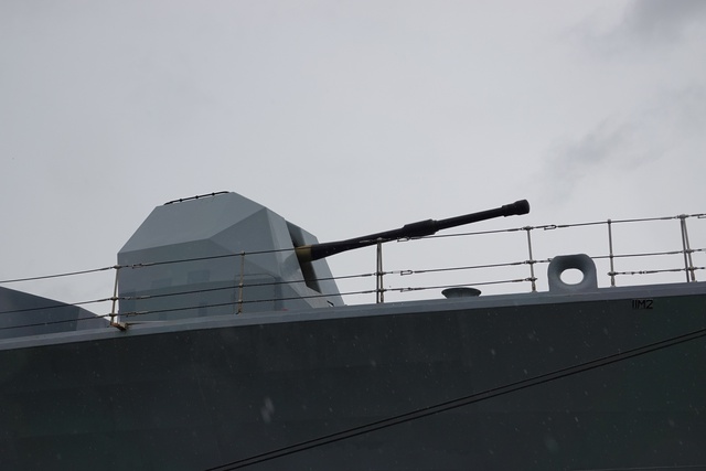 Tàu chiến Anh HMS Richmond cập cảng Sài Gòn - Ảnh 4.