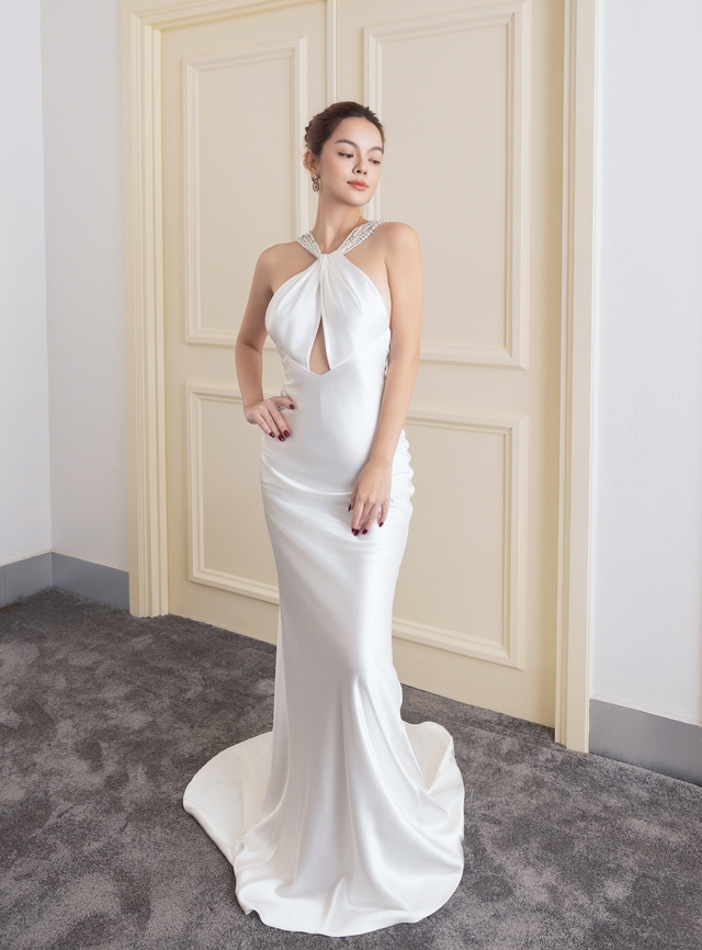 Trang phục khoét xẻ, tuyên ngôn của sự gợi cảm cá tính- Ảnh 8.