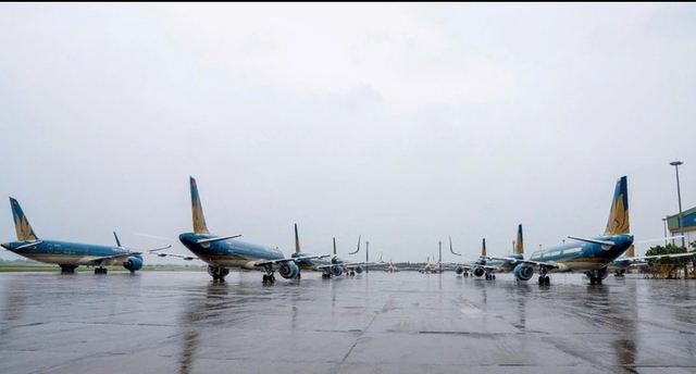 칼매기 폭풍으로 중부지방 5개 공항 폐쇄 - 사진 1.