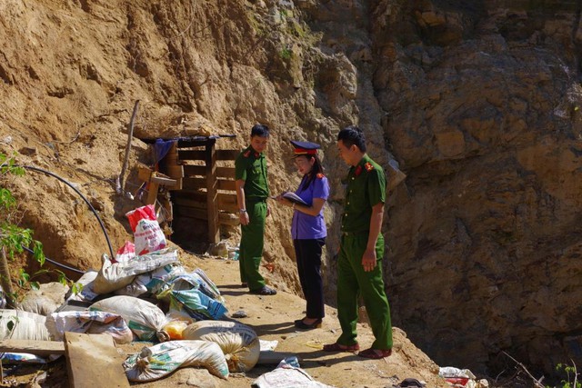 Đ&agrave; Nẵng siết chặt quản l&yacute;, quyết liệt truy qu&eacute;t 'v&agrave;ng tặc'   - Ảnh 2.